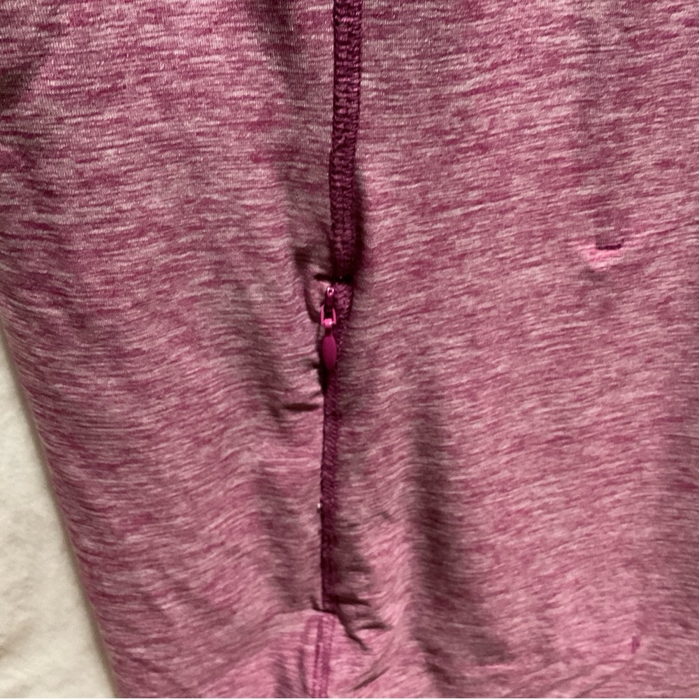 Duluth Women's V-Neck Short Sleeve Top - with pocket size L - Picture 4 of 6